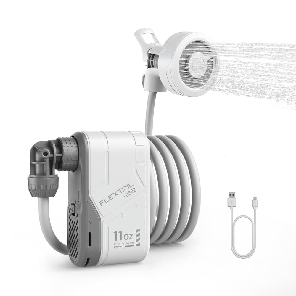 FLEXTAILGEAR Max Shower, Tragbare Campingdusche mit Akku und USB-C, Zwei Durchflussmodi, Outdoor-Dusche mit Pumpe & 2,2m Schlauch, für Reisen, Strand, Haustiere und Autowäsche